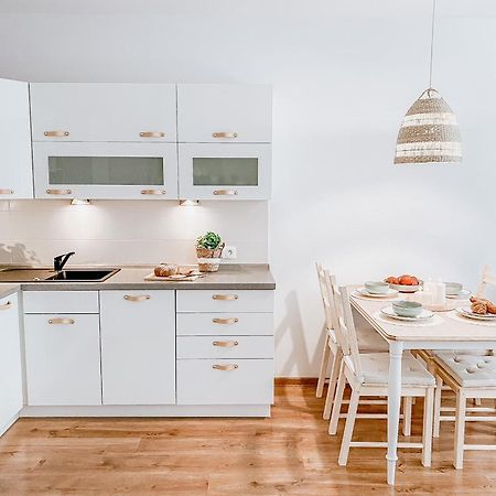 Apartamenty Flat White Ruczajowa Zielona Góra Esterno foto